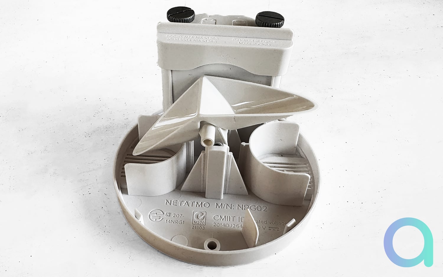 systeme-compte-gouttes-pluviometre-netatmo systeme-compte-gouttes-pluviometre-netatmo